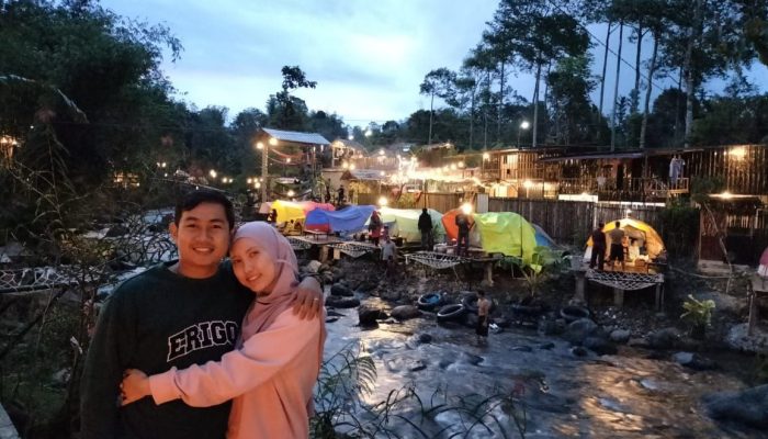 Wow, Pasangan ini Bulan Madu di Dusun Camp Riverside Glamping  Pagaralam